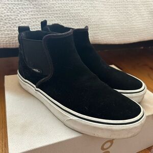 Vans Asher Mid - like new, with original box